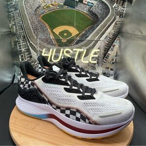 Saucony Men's Endorphin Shift 2 Reverie Running Shoes Size 13